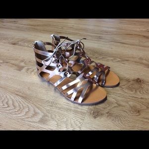 NWOT Women’s Gladiator Sandals